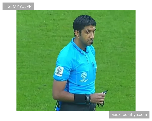 不同情况下越位判定为何存在巨大争议？裁判和VAR如何权衡标准？